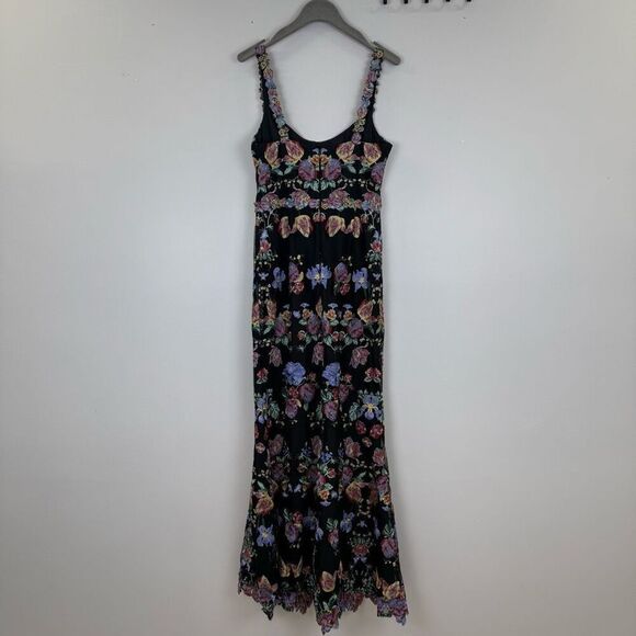 Marchesa Notte Floral Embroidered Gown 🗃️ - Picture 7 of 10